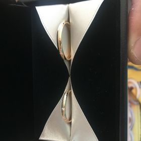 【エクセルコダイヤモンド(EXELCO DIAMOND)の口コミ】 指輪の決め手は、シルバーとゴールドで迷いましたが、ゴールドにしました…