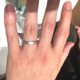 【BIJOUPIKO(ビジュピコ)の口コミ】 幅が広めのリングを探しており他にいくつかのブランドを検討していました…