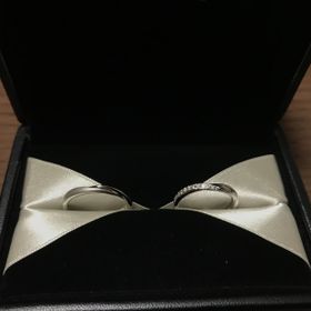 【エクセルコダイヤモンド(EXELCO DIAMOND)の口コミ】 石がないリングよりも何石かあるものを購入したいと思ってました。もとも…