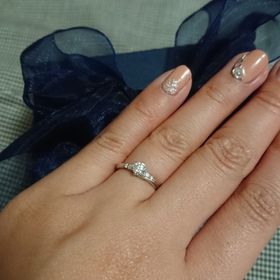 【銀座ダイヤモンドシライシの口コミ】 決めてはデザインでした。シンプルであり、ダイヤモンドのカットもエクセ…