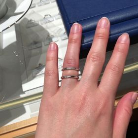 【銀座ダイヤモンドシライシの口コミ】 シンプルで、おばあちゃんになっても使い続けられる指輪が良かった。また…