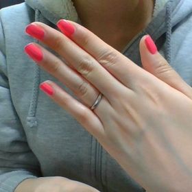 【4℃ BRIDAL(ヨンドシーブライダル)の口コミ】 何件か検討しており、最後に立ち寄ったのが４℃さん。なによりブライダル商…