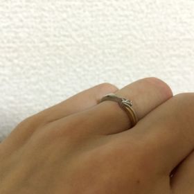 【アイプリモ(I-PRIMO)の口コミ】 シンプルすぎるデザインだと同じような指輪をしている人がたくさんいるの…