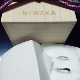 【俄(にわか)の口コミ】 デザインに一目惚れしたのはもちろんなんですが、「綺麗」のコンセプトの…