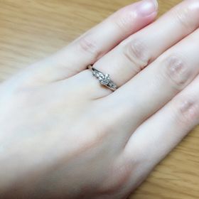 【LUCIE(ルシエ)の口コミ】 婚約指輪は主人が選んでくれたものなので決め手とは少し違いますが結婚指…