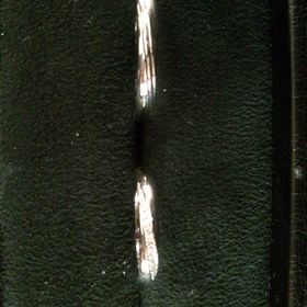 【PILOT BRIDAL(パイロットブライダル)の口コミ】 女性の指輪はダイヤ入り、男性の指輪は付け心地の良いものを探していて、…