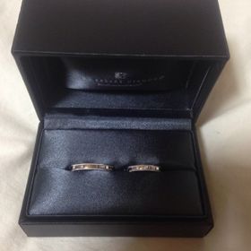 【ラザール ダイヤモンド(LAZARE DIAMOND)の口コミ】 長く、また普段から使用するものなので、派手すぎず大人っぽいデザインの…