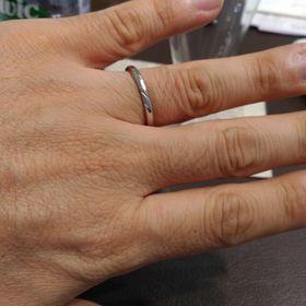 【Ponte Vecchio(ポンテヴェキオ)の口コミ】 値段もそこまで高くなく、気に入ったのがありましたよ。指輪を購入すると…