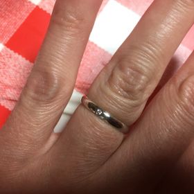 【insembre(インセンブレ)の口コミ】 シンプルで毎日使用するものなので、違和感のない指輪を選びました。
つけ…