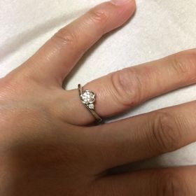 【JEWELRY  KAMATA(ジュエリーかまた)の口コミ】 デザインも周りと被らずオリジナル性があり、結婚指輪と重ね付けできるか…