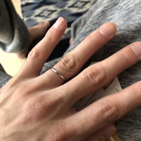 【insembre(インセンブレ)の口コミ】 シンプルでねじれの無い指輪を妻が探していました。
お店で一目惚れして購…