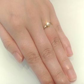 【AbHeri(アベリ)の口コミ】 クラシックでシンプルなデザインのリングを探していました。
マット加工が…