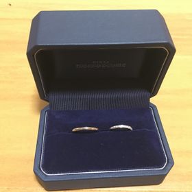 【銀座ダイヤモンドシライシの口コミ】 一生身に付けるもの。この指輪に決まるまで他にもたくさんのお店に行き、…