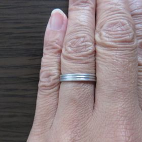 【ティファニー(Tiffany & Co.)の口コミ】 主人は結婚指輪はティファニーと決めていたのでブランドはすぐに決まりま…