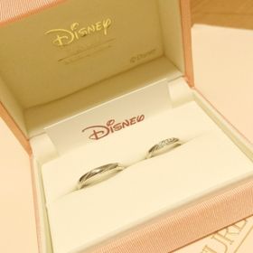 【ケイウノ ブライダル(K.UNO BRIDAL)の口コミ】 2人の結婚指輪なので、誰かと同じではなく、オリジナルにしたい気持ちがあ…