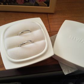 【俄(にわか)の口コミ】 婚約指輪のセットリングである水鏡を最初は購入しようと思っていましたが…