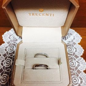 【TRECENTI(トレセンテ)の口コミ】 エタニティリングを色々探していましたが、程よい厚みと輝きで決めました…