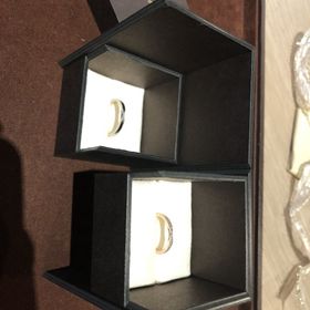 【Love Bond(ラブボンド)の口コミ】 婚約指輪は用意しなかった為、シンプルではなく１つのリングでも可愛いく…