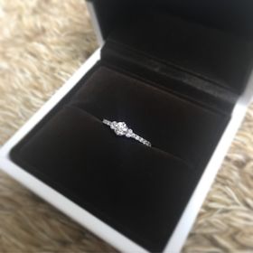 【アイプリモ(I-PRIMO)の口コミ】 彼と一緒に買いに行って選ばせてくれました。キラキラがいいとずっと決め…