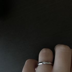 【銀座ダイヤモンドシライシの口コミ】 1番最初に足を運んだ店舗でしたが、他店にはないデザインが気に入り、すぐ…