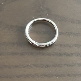 【ティファニー(Tiffany & Co.)の口コミ】 婚約指輪は購入しなかったので、結婚指輪で婚約指輪のような華やかさも兼…