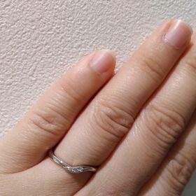 【CAFERING(カフェリング)の口コミ】 デザインがとっても可愛い！♡指が綺麗に見えるラインで太さもちょうど良い…