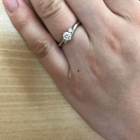 【アネリディギンザ(ANELLI DI GINZA)の口コミ】 お店の方の対応に好感が持てたことが最大の決め手だが、指輪のデザインや…