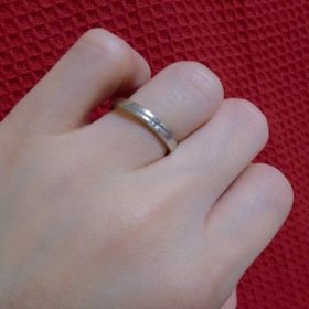 【ジュエリーツツミ(JEWELRY TSUTSUMI)の口コミ】 婚約指輪、結婚指輪はかなりの店舗を渡り歩いて散々迷った末に、何度かお…