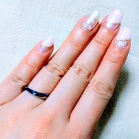 【SORA(ソラ)の口コミ】 ゼクシィで見た色付きの指輪に一目惚れして購入しました。最初からsoraさ…