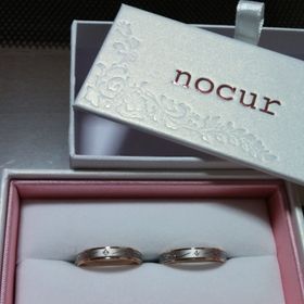 【nocur(ノクル)の口コミ】 予算内であることと、ふたりで気に入ったのを見つけられたこと。
指輪の好…