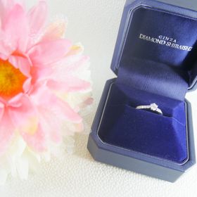 【銀座ダイヤモンドシライシの口コミ】 担当だった副店長さんの対応が非常に良く、デザインも豊富であることから…