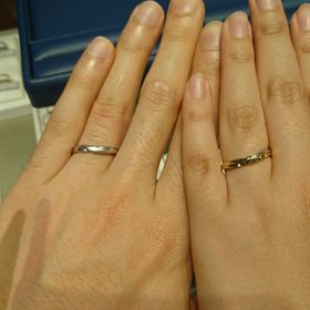 【銀座ダイヤモンドシライシの口コミ】 彼女のピンクゴールドと私のプラチナのペア感がきれいだったことと、一生…