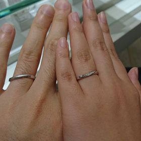 【STAR JEWELRY(スタージュエリー)の口コミ】 指輪の内側が丸みを帯びた加工になっていたので、着けてみて違和感がなか…