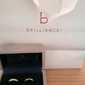 【BRILLIANCE+(ブリリアンスプラス)の口コミ】 こちらで購入した婚約指輪、妻が大満足でしたので、結婚指輪もこちらで選…