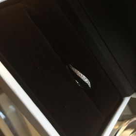 【アイプリモ(I-PRIMO)の口コミ】 太すぎず細すぎずゴージャスな指輪を探していました！何店舗も回ってよく…