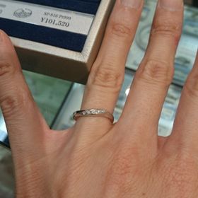 【Something Blue(サムシングブルー)の口コミ】 エンゲージがシチズン製なので、マリッジも同じで揃えたく探しました。セ…