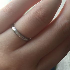 【Honey Bride(ハニーブライド)の口コミ】 結婚指輪として購入しました。高価なものを望んでいなくて、なるべく安く…