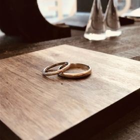 【CRAFY(クラフィ)の口コミ】 買うものより、自分達で作った方が愛着が湧くと思い、手作り指輪にしまし…