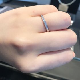 【エクセルコダイヤモンド(EXELCO DIAMOND)の口コミ】 ①ストレート②着け心地が良く、日常生活に支障が出ない③ダイヤがついていて…