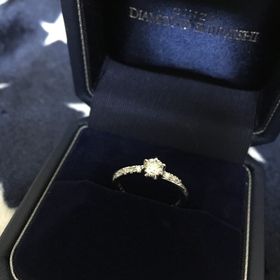 【銀座ダイヤモンドシライシの口コミ】 彼女が気になるということで、このブランドのお店を見に行きましたが、他…