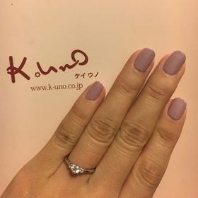 【ケイウノ ブライダル(K.UNO BRIDAL)の口コミ】 婚約指輪は結婚指輪と重ね付けができること、長く付け続けられることを重…