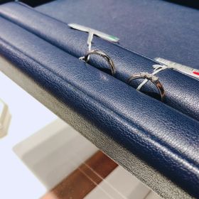 【銀座ダイヤモンドシライシの口コミ】 もともと他の店舗で気に入ったデザインで他の店舗でも探していた。
保証や…