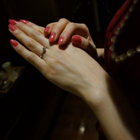 【LUCIE(ルシエ)の口コミ】 オートクチュールという点で、世界に一つしかない婚約指輪になるところが…