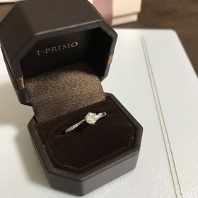 【アイプリモ(I-PRIMO)の口コミ】 リングはシンプルでありながら華やかさがあり、好みのイメージに合った上…