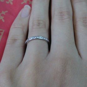 【4℃ BRIDAL(ヨンドシーブライダル)の口コミ】 私が欲しがっていたストレートのハーフエタニティーとペアになる物の中か…