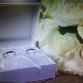 【ウエダの口コミ】 複雑で個性的なデザインよりも、シンプルなデザインを選びたいと思ってい…