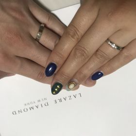 【ラザール ダイヤモンド(LAZARE DIAMOND)の口コミ】 はじめに気に入ったのはデザインです。スタンダードな形でなくあまりない…