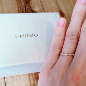 【アイプリモ(I-PRIMO)の口コミ】 他店にないデザインだった
ダイヤモンドの手触りが滑らかで子どもがいても…