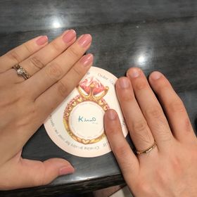 【ケイウノ ブライダル(K.UNO BRIDAL)の口コミ】 ディズニー好きの方にはオススメのブランド、ケイウノ。
この指輪はプーさ…
