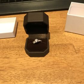 【アイプリモ(I-PRIMO)の口コミ】 プレゼントの為に買ったので以前2人で伺った際に彼女が気に入っていたので…